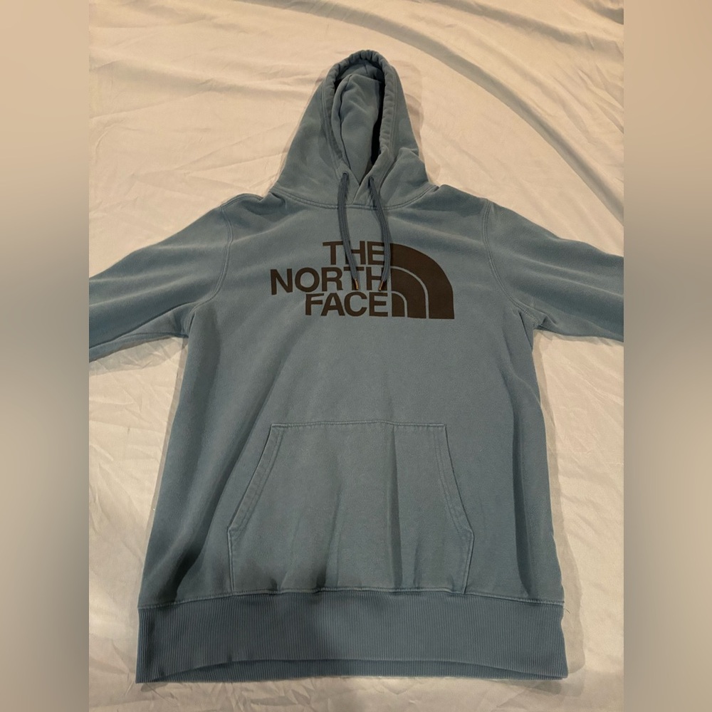 blue north face hoodie